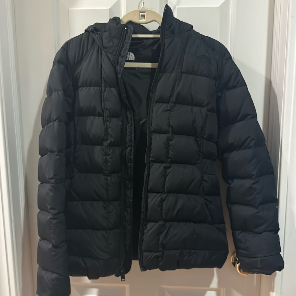 The North Face women’s hooded puffer jacket